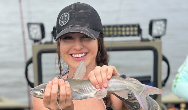 Heather Lynn Goes Bow Fishing in Florida With Hannah Barron